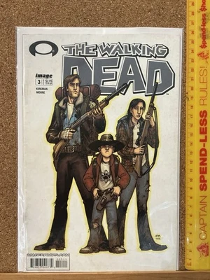 IMAGE COMICS THE WALKING DEAD #3 2003 FIRST PRINT ROBERT KIRKMAN ICONIC HTF!!! - Image 1 of 4