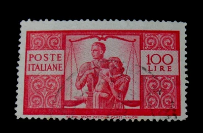 Estampillas de Italia Scott 477 United Family 100 liras 1946 usadas Foto 1 de 3