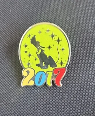 disney pin sorcerer mickey mouse and friends starter set 2017 pluto green - Изображение 1 из 2