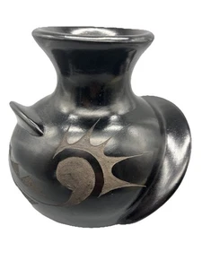 P Mateos Blackware Mexican Pottery Pot Style Of Santa Clara EUC - Picture 1 of 10