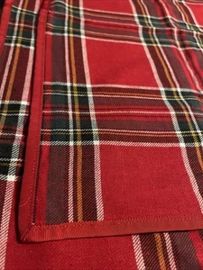 2 Beautiful Fabric Linen / Cotton Williams Sonoma Red Tartan Placemats 20” X 14” - Picture 1 of 12