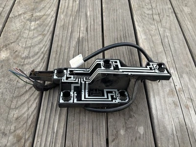 Soporte bombilla lámpara trasera derecha Porsche 986 Boxster 1997-2002 98663146200 129483 Foto 1 de 4