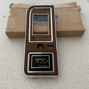 Ford LTD/Country Squire Interior Dash Panel NOS A/c/Headlight/Wiper - Bild 1 von 1