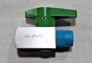 SWAGELOK / NUPRO 1/4 TURN VALVE END CONNECTIONS 1/4in. MPT x 1/4in FNPT - Picture 1 of 3