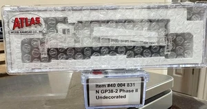 ATLAS (N) 40 004 831 UNDECORATED GP38-2 DCC/LOKSOUND - NEW - Picture 1 of 1