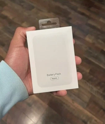 iphone Magsafe battery pack wireless for iPhone 12/13/14/15/16 - Image 1 of 4
