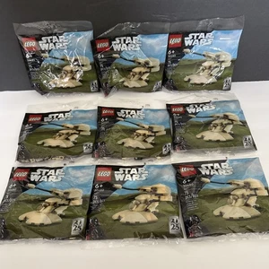 LOT OF 9 UNITS LEGO STAR WARS AAT 30680 Bags Sealed RETIRED - Picture 1 of 3