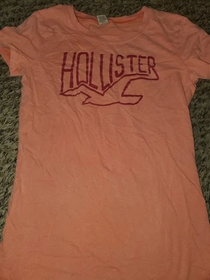 Camisa Hollister logo mujer y2k talla mediana Foto 1 de 3