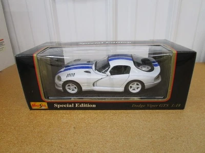 1996 Dodge Viper GTS купе 1/18 Maisto литой маслкар белая колесная коробка G - Изображение 1 из 4