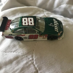 Die cast Car - Picture 1 of 8