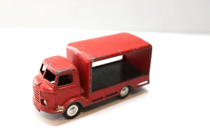 CORGI METTOY, COMMER KARRIER BANTAM VAN, CWS SOFT DRINKS, Rare - Picture 1 of 7