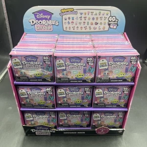 Disney Doorables Mystery 1,5 Zoll Let's Go Figuren Kofferpaket 27 Teile Display - Bild 1 von 5