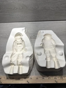 Vintage 1992 Kimple Kind mit Geschenk 2149 Keramik Stülpform - Bild 1 von 9