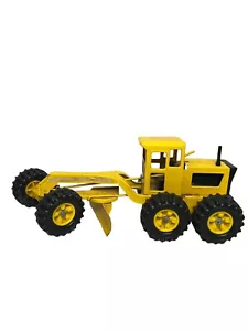 Vintage Tonka Yellow Pressed Metal Toy Construction Road Grader - 17” - Picture 1 of 10