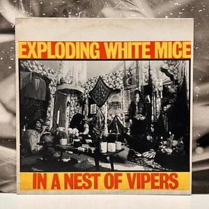 EXPLODING WHITE MICE – IN A NEST OF VIPERS MINI LP EX-/EX 1985 UK 1st - Picture 1 of 2