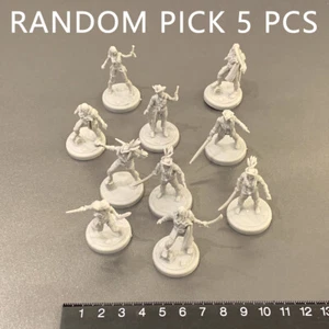 5 piezas de personajes aleatorios miniaturas hombres muertos que cuentan no cuentos figuras de juego de mesa juguete - Imagen 1 de 6