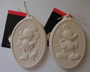 Disney Mickey & Co Big Cookie Flip Mold or Wall Plaque Mickey & Minnie Set of 2 - Picture 1 of 5