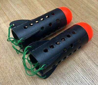Pack of 2 Carp Fishing 5.25" Baiting Spod Particle Rockets (14cm long) — 第 1/4 张图片