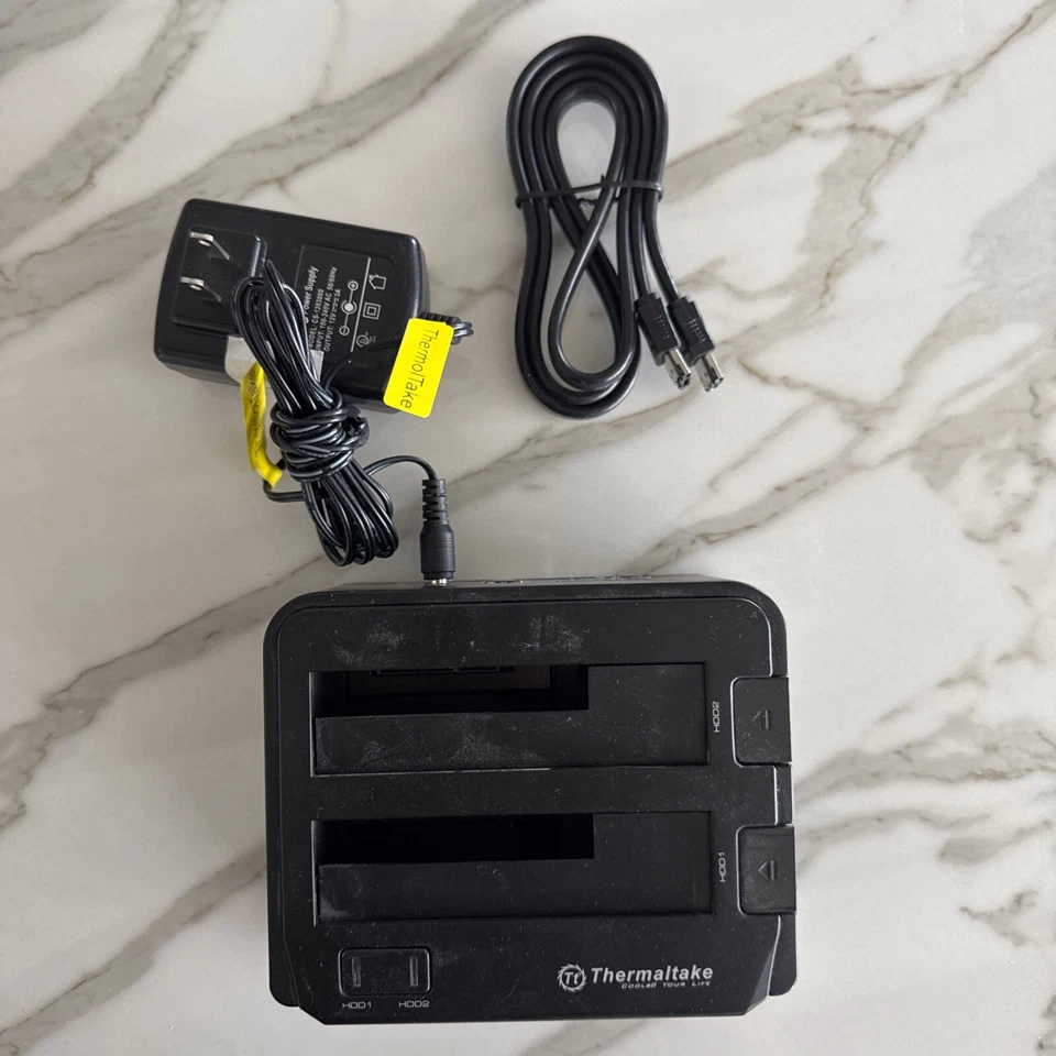 Thermaltake BlacX SATA Disco Duro, eSATA y Estación de Acoplamiento USB Foto 1 de 4