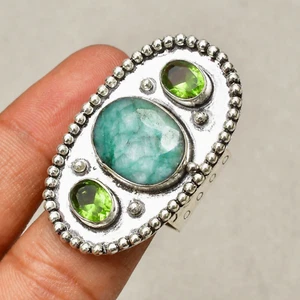 Emerald (Lab Created)Gemstone 925 Sterling Silver Jewelry Ring Size 7.5 - Picture 1 of 8