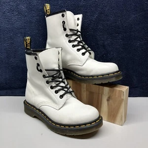 Dr. Doc Martens Luana Damengröße 7 weiß Leder Air Wair Schnürstiefel Kampfstiefel - Bild 1 von 10