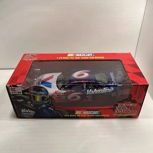 Racing Champions "The Originals" Mark Martin #6 Valvoline 1:24 Diecast NASCAR - Picture 1 of 4