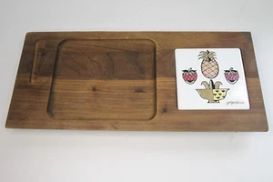 Bandeja para servir aperitivos de madera vintage Mid-Century Georges Briard - Imagen 1 de 7
