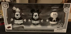 Disney D23 Expo 2019 Mickey Minnie Donald Shufflerz Limited of 300 NIB MINT - Picture 1 of 4