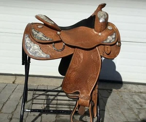 Sella western show 16" su eco pelle bufalo su tintura tamburo finita - Foto 1 di 6