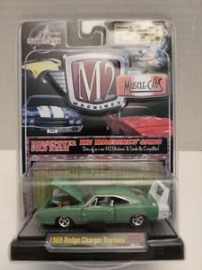 CASTLINE M2 Machines - Muscle-Cars - 1969 Dodge Charger Daytona, Green 2008  - Picture 1 of 8