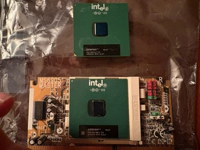 Intel Celeron 900 & 566 MHz – Slot 1 zu PGA370 Adapter – MS6905 – Retro HW  - Bild 1 von 4