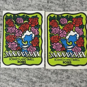 Lote de 2 Pegatinas Rasguños y Olores Rosas Flores Años 80 - Imagen 1 de 6