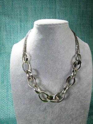 "Anillos ovalados gruesos tono plata ALFANI con cadena multihilo 18-21""/S"  Foto 1 de 4