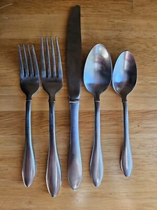 Jackson by Oneida Stainless Flatware Satin finish, knife, forks, spoons - Picture 1 of 7