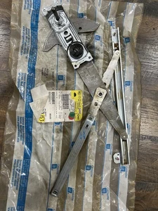 NOS GM16632439 Front Side Door Window Regulator Skylark Achieva Cutlass Grand Am - Picture 1 of 2