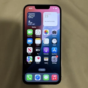 iPhone 13 Unlocked(Read Description) - Photo 1 sur 9