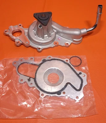 Engine Water Pump Replaces ML3Z-8501-B For Select Ford F-150 Lincoln Navigator - Image 1 of 4