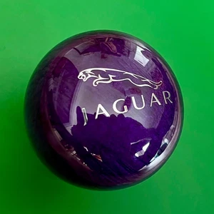 JAGUAR Custom XJ6,XJS,XJ8,XK8,XJR,XKR,XK,S-Type,V8 Purple Wood Gear Shift Knob - Picture 1 of 3