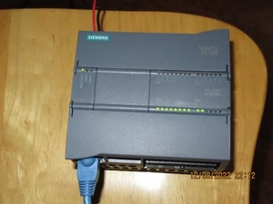 Siemens S7-1200 CPU 1214C 6ES7 214-1HG40-0XB0 FS:12, super gebrauchtes Testdatum 2021 - Bild 1 von 11