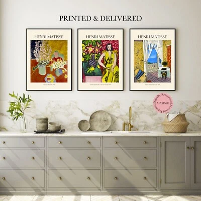 Juego de 3 estampados Henri Matisse - Flores de ciruelo, mujer sentada con jarrón, violín Foto 1 de 4