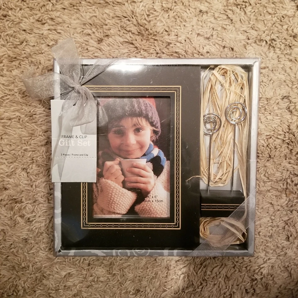 Picture Frame NEW 4x6 Tan & Black Gift Set Photo with Clip  - Image 1 of 1