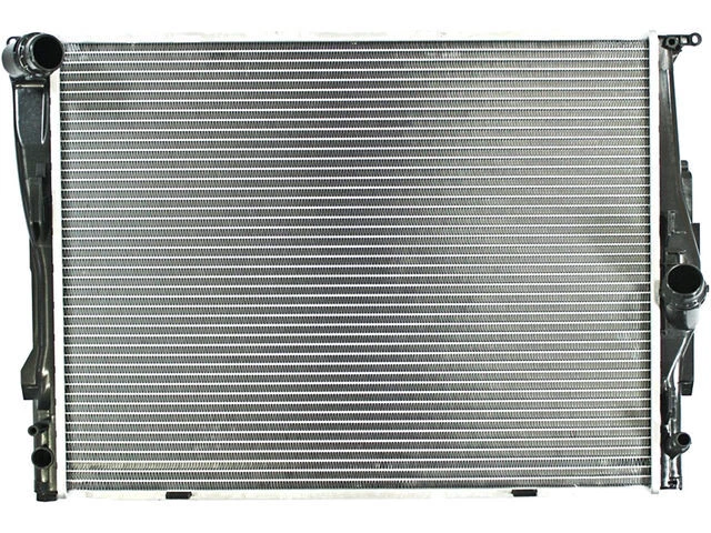 Radiador para BMW 328xi 2007-2008 3,0 L 6 cilindros WM374FD Foto 1 de 1
