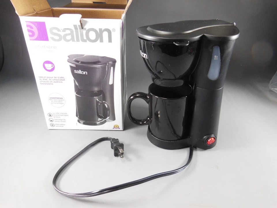 Cafetera Salton Ahorro de Espacio 1 TAZA con FILTRO Y TAZA Negra Nueva en Caja Foto 1 de 4