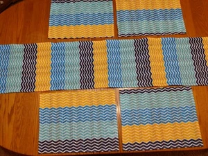 Better Homes And Gardens - 14" X 19" Placemats Set Of 4 - W/Table Runner - - Picture 1 of 12