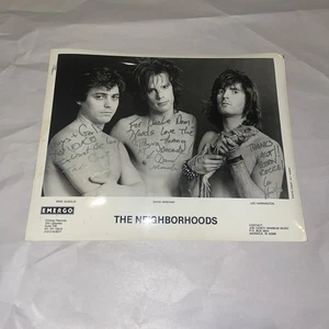 The Neighborhoods Full Band handsigniertes Promo Foto 8 x 10 Jahrzehnte Pittsburgh Veranstaltungsort - Bild 1 von 4