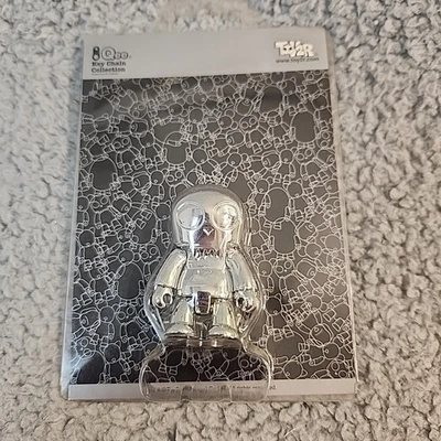 Qee 2” Inch Skull Metallic Color Keychain Toy2R Skull Figure 2005 Vtg - Image 1 of 3