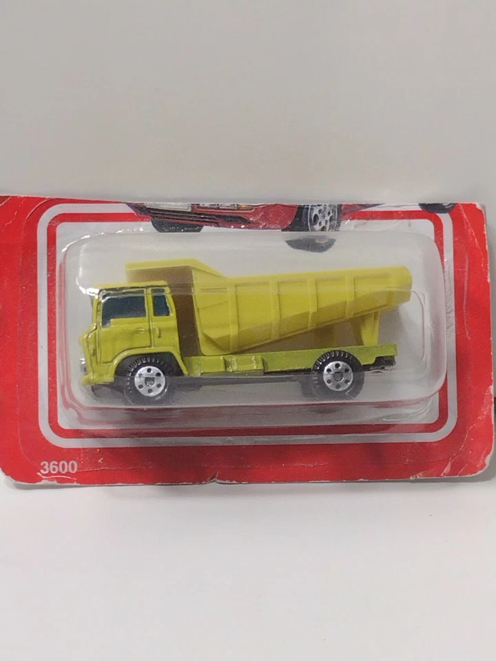 Yat Ming Road Tough 1/64 Street Machines 3600 Vintage diecast Yellow Dump Truck - Image 1 of 4