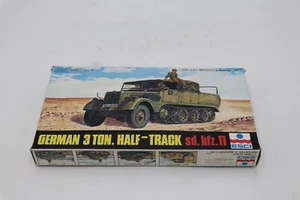 ESCI #8015 1/72 tedesco 3 tonnellate mezza pista SD.KFZ.11 nuovo scatola aperta - Foto 1 di 6