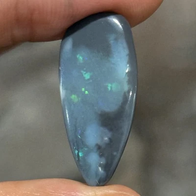 6.55ct 25.4x11.7x3.3mm Australian Black Mintabie Opal Cabochon Gem Free Form - Image 1 of 4