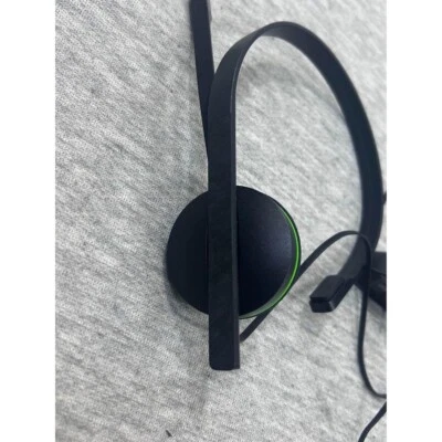 Microsoft 1564 Xbox Wired Chat Headset Genuine OEM - Image 1 of 4